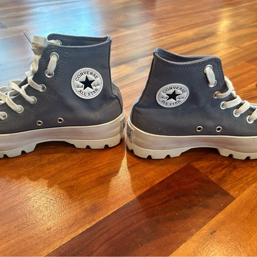 Converse gray platform sneakers EUC